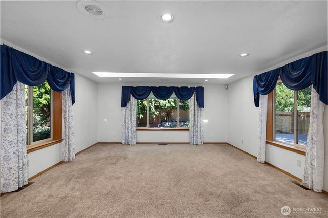 1617 Diamond Loop, Lacey, WA 98503