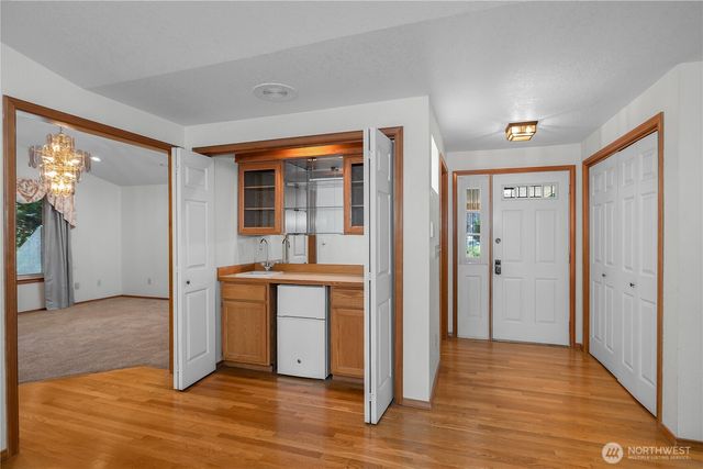 1617 Diamond Loop, Lacey, WA 98503