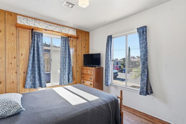 215 Ash Avenue, Chula Vista, CA 91910