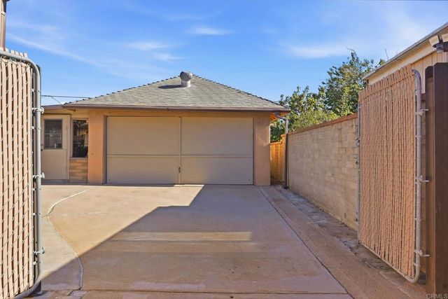 215 Ash Avenue, Chula Vista, CA 91910