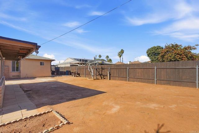 215 Ash Avenue, Chula Vista, CA 91910