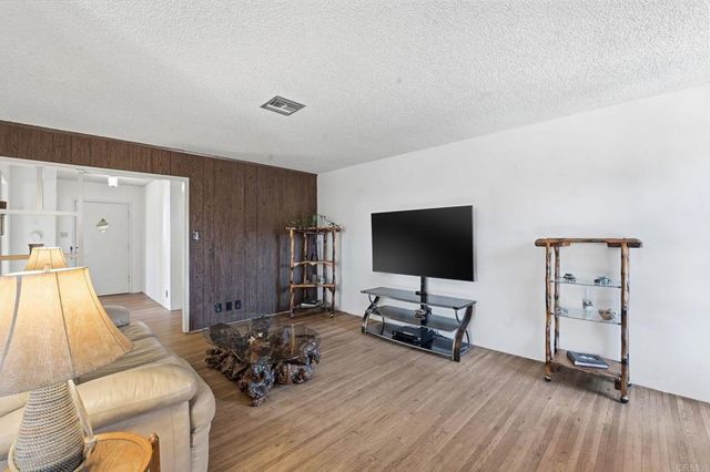 215 Ash Avenue, Chula Vista, CA 91910