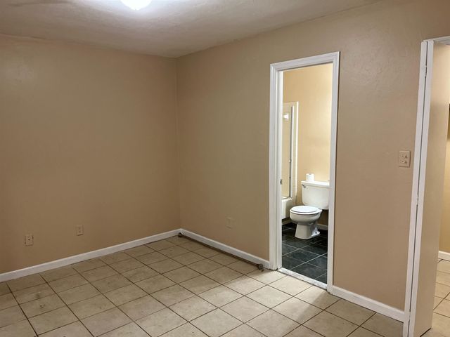2414 Ramblewood Ct Apt B, Tallahassee, FL 32303