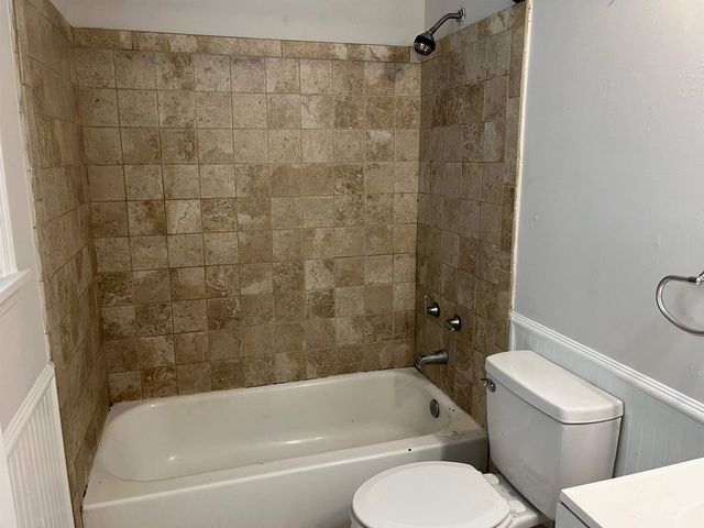 2414 Ramblewood Ct Apt B, Tallahassee, FL 32303