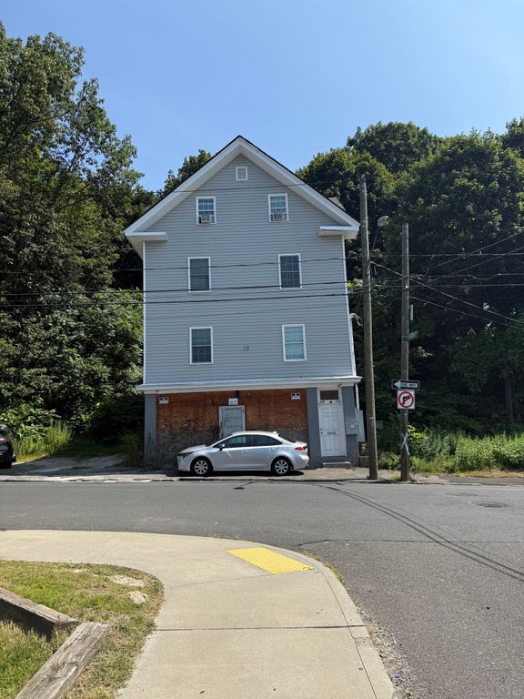 210 Bishop Street, Waterbury, CT 06704
