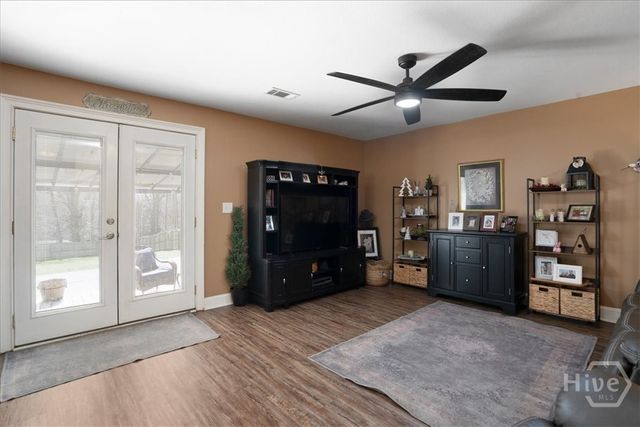 151 Baugh Street, Commerce, GA 30529