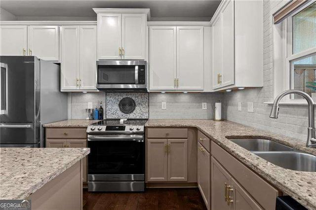 3521 Hedgeway Lane, Kennesaw, GA 30144