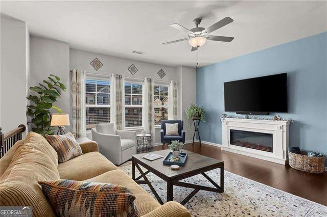 3521 Hedgeway Lane, Kennesaw, GA 30144