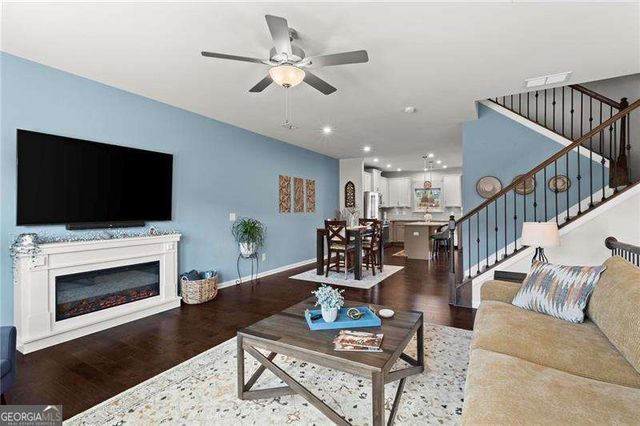 3521 Hedgeway Lane, Kennesaw, GA 30144