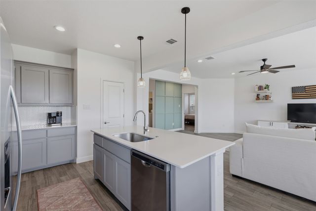 2341 Waggoner Ranch Drive, Weatherford, TX 76087