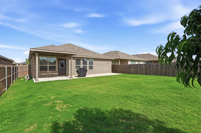 2341 Waggoner Ranch Drive, Weatherford, TX 76087