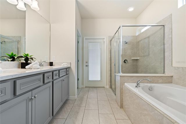 8906 ZURICH LANE, Kissimmee, FL 34747