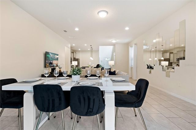 8906 ZURICH LANE, Kissimmee, FL 34747