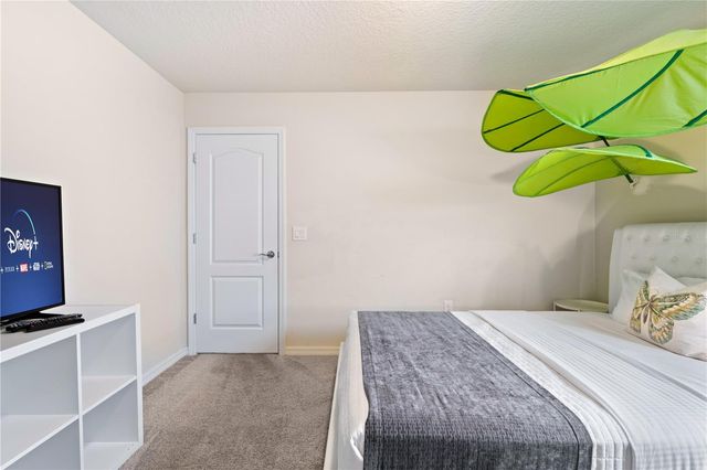 8906 ZURICH LANE, Kissimmee, FL 34747