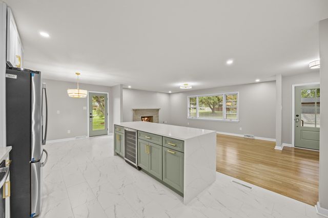 3272 Saxon Drive, Lexington, KY 40503
