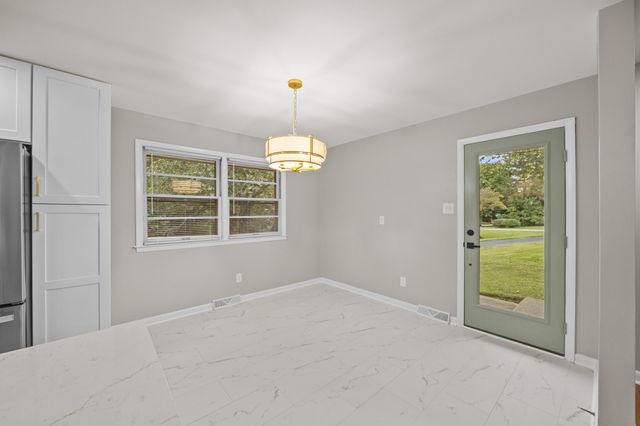 3272 Saxon Drive, Lexington, KY 40503