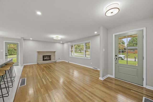 3272 Saxon Drive, Lexington, KY 40503