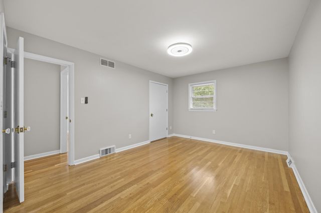 3272 Saxon Drive, Lexington, KY 40503