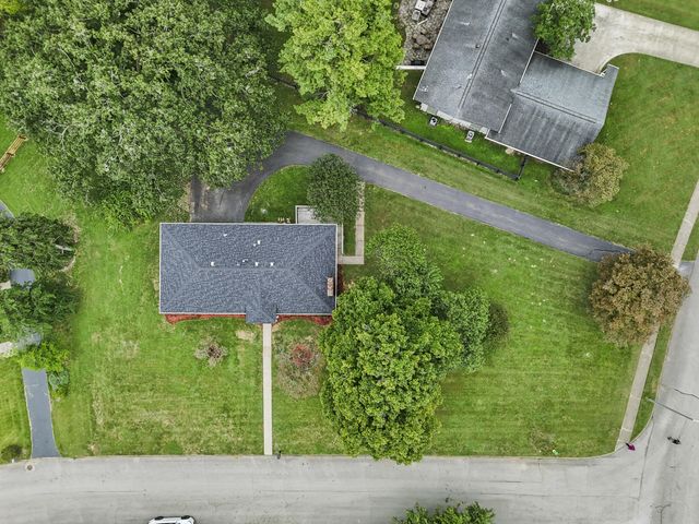3272 Saxon Drive, Lexington, KY 40503