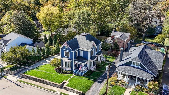 1231 Grace Avenue, Cincinnati, OH 45208