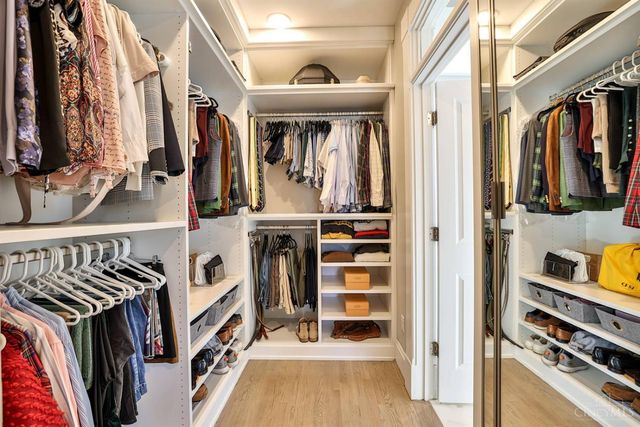 1231 Grace Avenue, Cincinnati, OH 45208