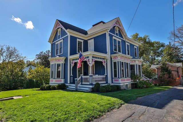 1231 Grace Avenue, Cincinnati, OH 45208