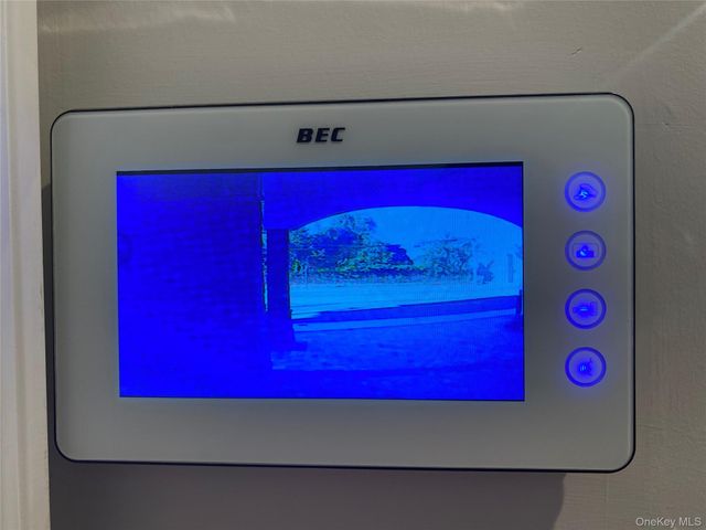 840 Montauk Highway 1A, Copiague, NY 11726