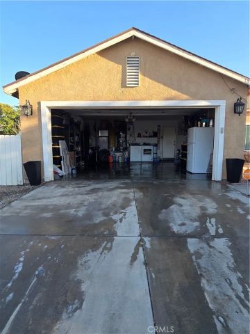 10457 Jasper Court, Adelanto, CA 92301