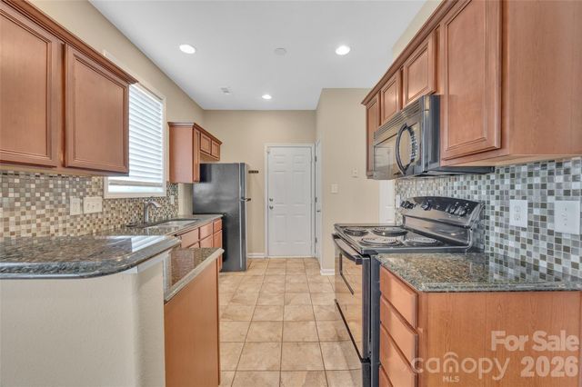 12929 Beddingfield Drive, Charlotte, NC 28278