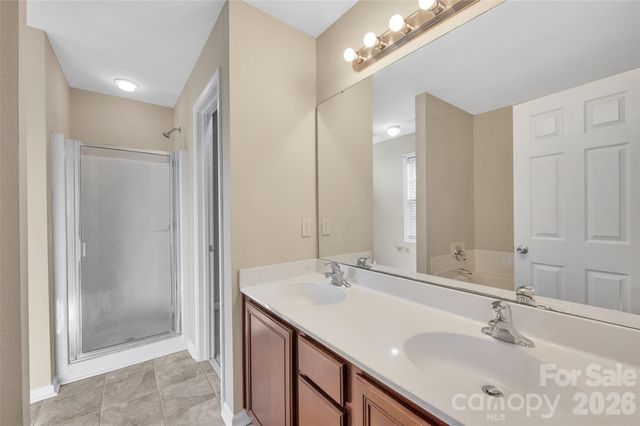 12929 Beddingfield Drive, Charlotte, NC 28278