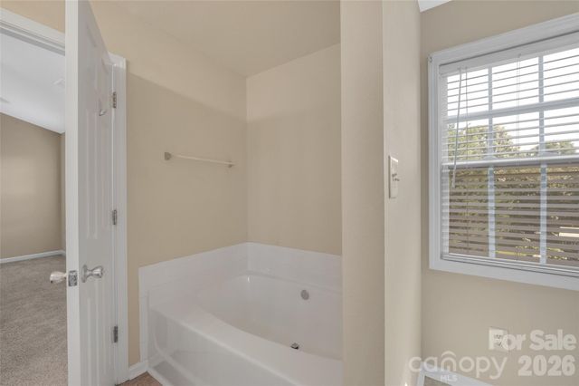 12929 Beddingfield Drive, Charlotte, NC 28278