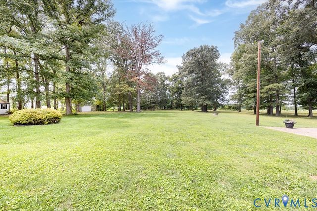 9143 Williamsville Rd, Mechanicsville, VA 23116
