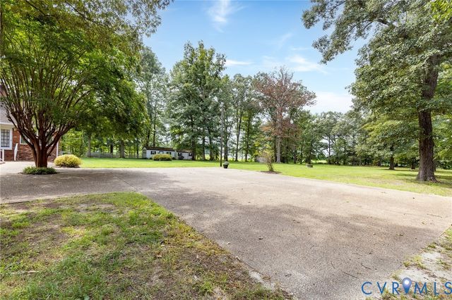 9143 Williamsville Rd, Mechanicsville, VA 23116