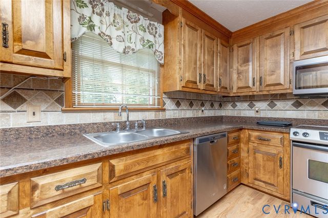 9143 Williamsville Rd, Mechanicsville, VA 23116