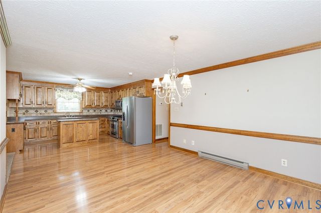 9143 Williamsville Rd, Mechanicsville, VA 23116