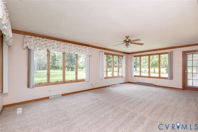 9143 Williamsville Rd, Mechanicsville, VA 23116