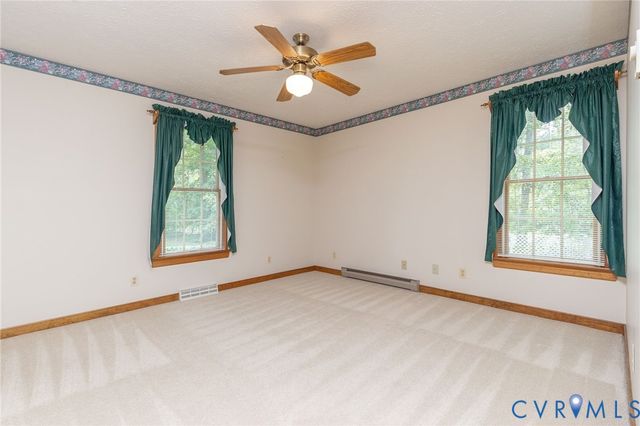 9143 Williamsville Rd, Mechanicsville, VA 23116
