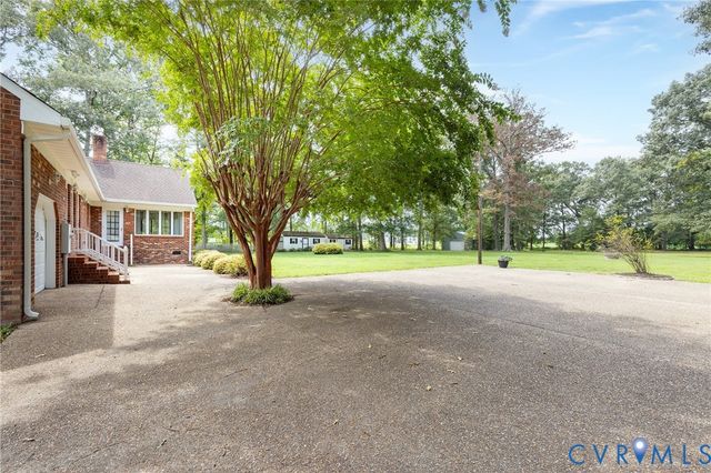 9143 Williamsville Rd, Mechanicsville, VA 23116