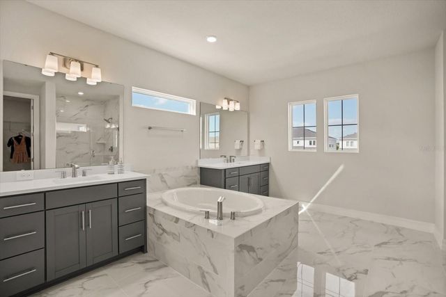 8352 PARK CLIFF WAY, Orlando, FL 32836