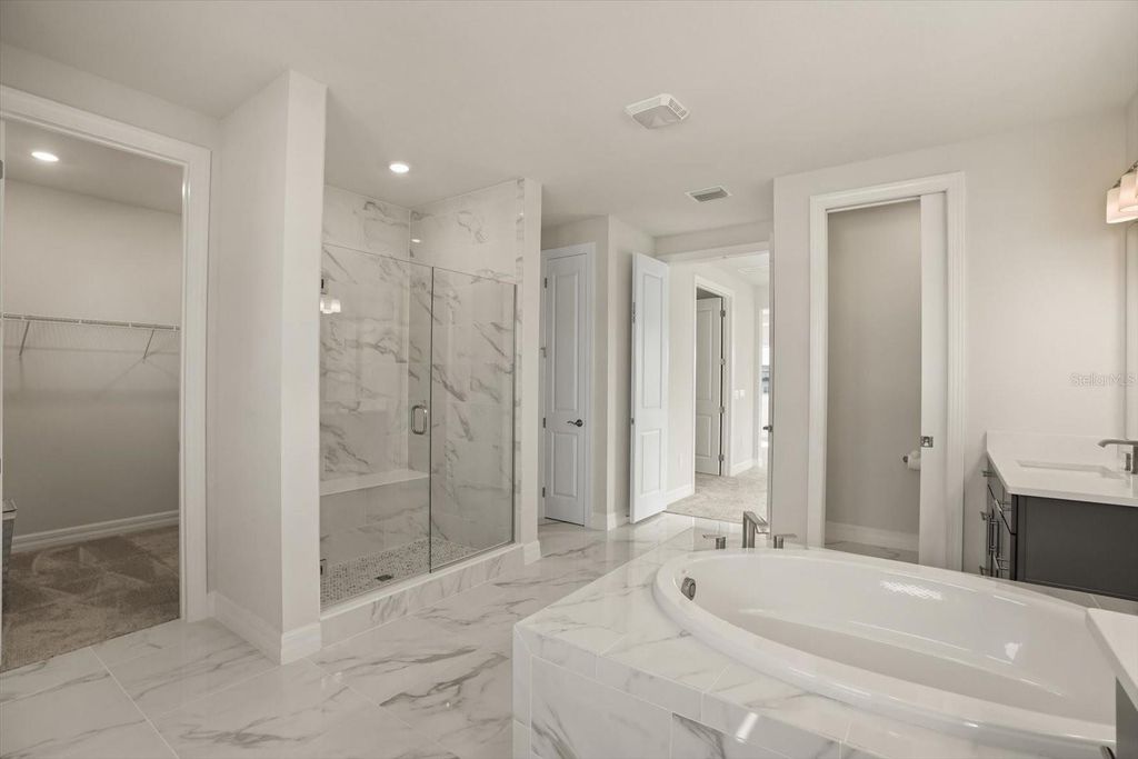 Image 29 of property listing at 8352 PARK CLIFF WAY, Orlando, FL 32836