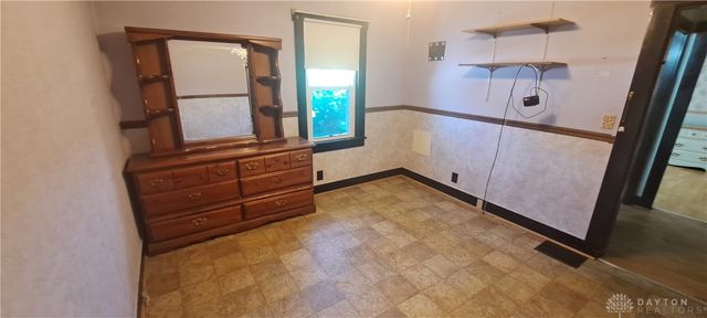 1009 Elm Street, Springfield, OH 45503