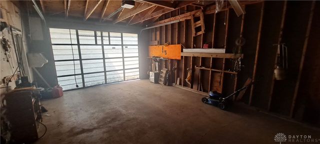 1009 Elm Street, Springfield, OH 45503