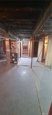 1009 Elm Street, Springfield, OH 45503