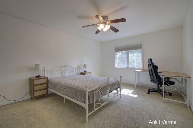 2430 Rosewood North Drive B, Mount Pleasant, MI 48858