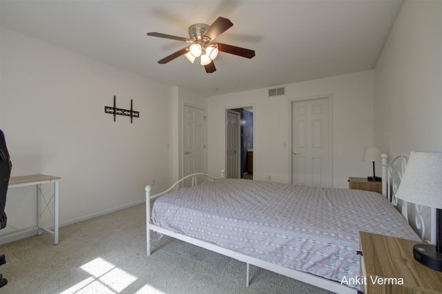 2430 Rosewood North Drive B, Mount Pleasant, MI 48858
