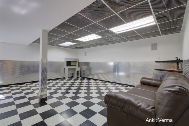 2430 Rosewood North Drive B, Mount Pleasant, MI 48858