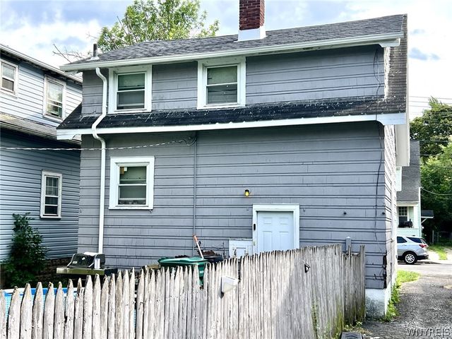 1886 Weston Avenue, Niagara Falls, NY 14305