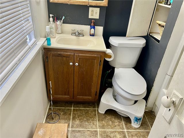 1886 Weston Avenue, Niagara Falls, NY 14305