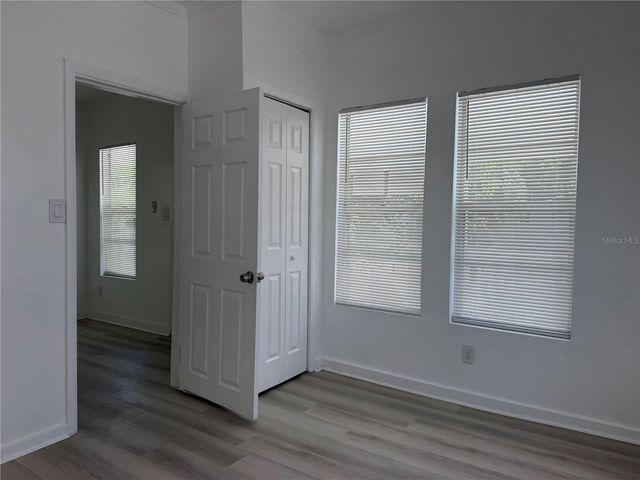 8316 N KLONDYKE STREET, Tampa, FL 33604