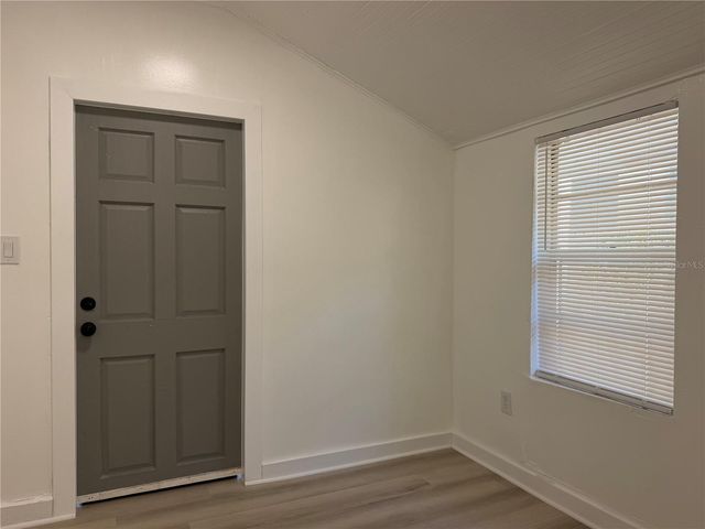 8316 N KLONDYKE STREET, Tampa, FL 33604